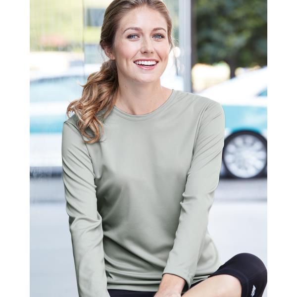 Women's Performance Long Sleeve T-Shirt